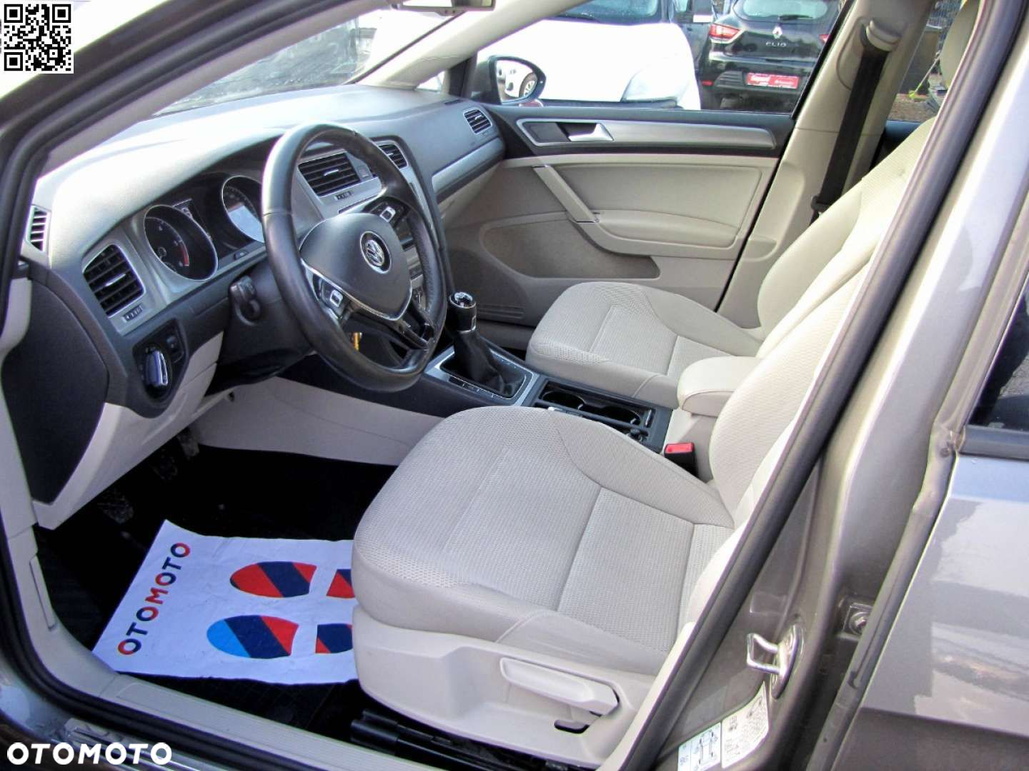 Volkswagen Golf - 30