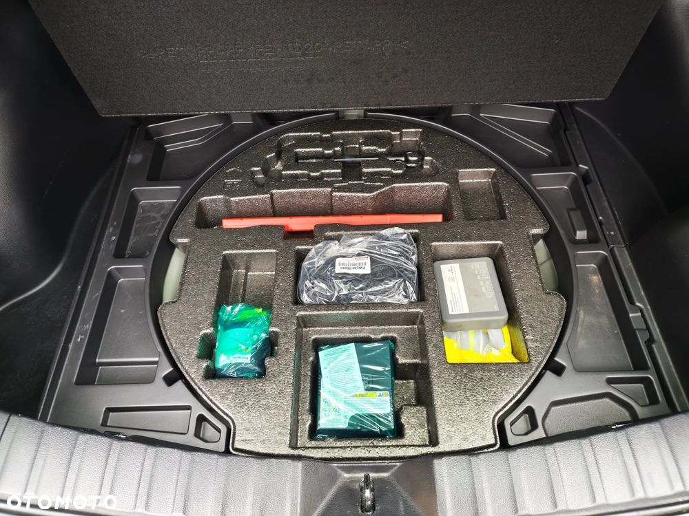 Toyota Corolla Cross 2.0 Hybrid Comfort - 7