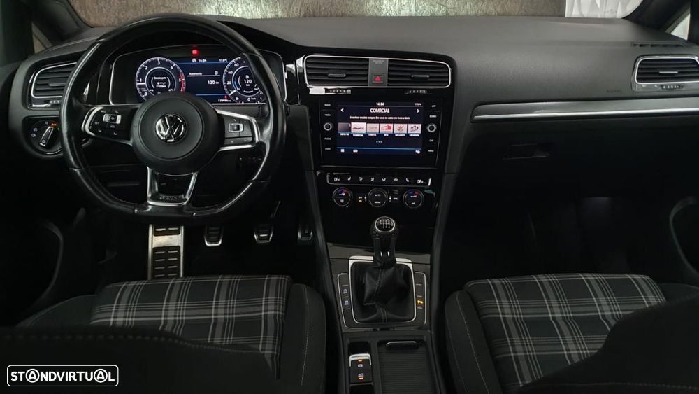 VW Golf 2.0 TDI GTD - 25