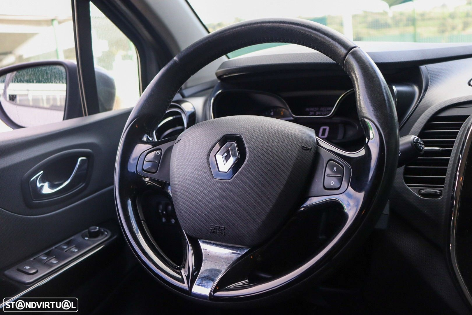 Renault Captur 1.5 dCi Exclusive - 11