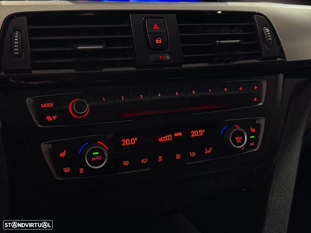 BMW 320 d Auto Pack M - 14
