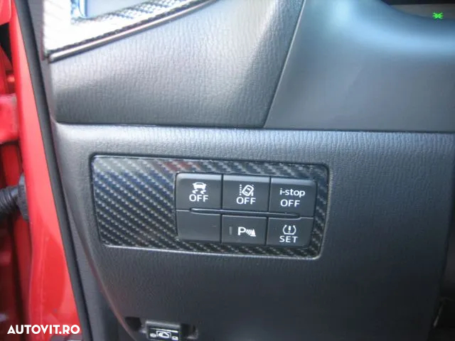 Mazda 3 G165 Revolution Top - 22