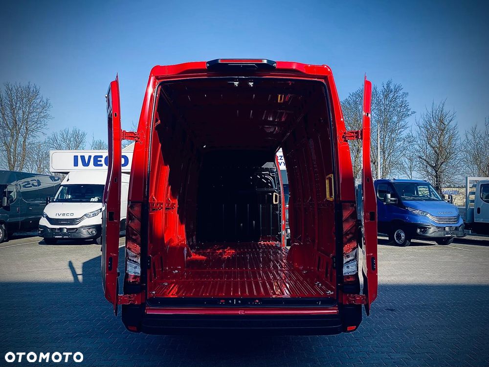 Iveco Daily/Furgon L4H2/3.0L/OD RĘKI /kolor/różne opcje/Dealer IVECO - 6