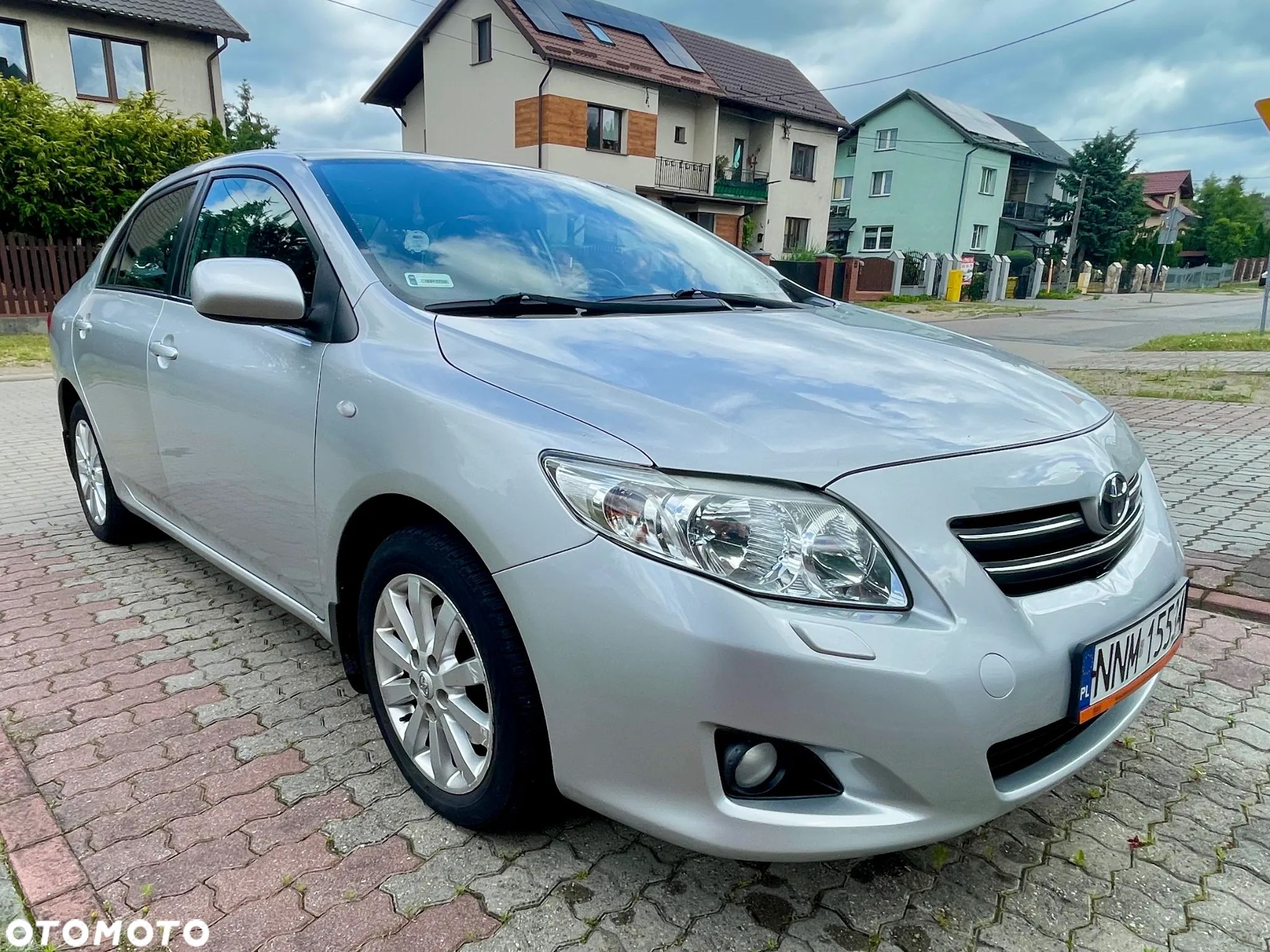 Toyota Corolla - 1
