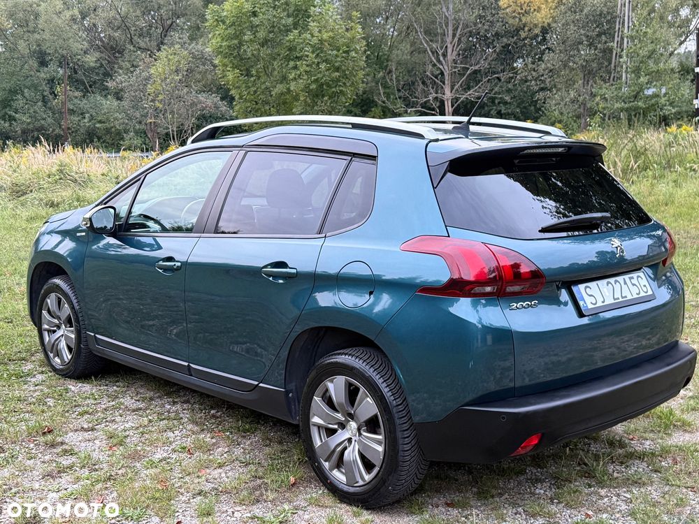 Peugeot 2008 1.2 Pure Tech Style - 10