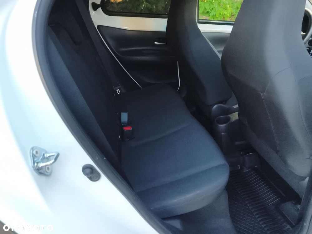 Toyota Aygo X - 10