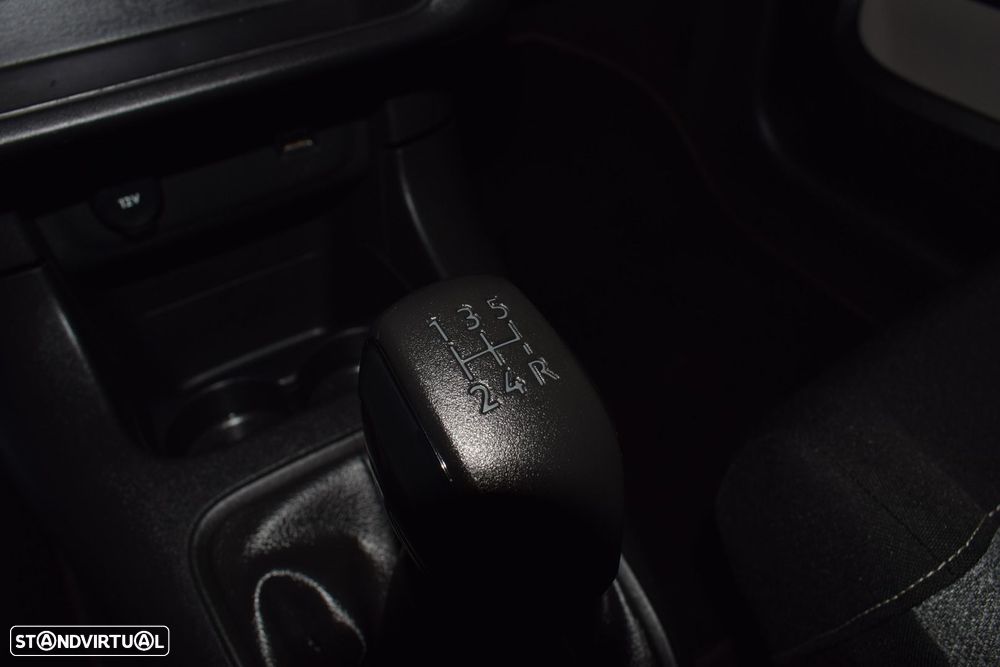 Citroën C3 1.2 PureTech Feel - 23