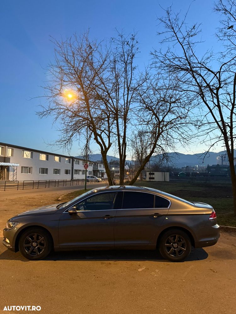 Volkswagen Passat 2.0 TDI Comfortline - 1