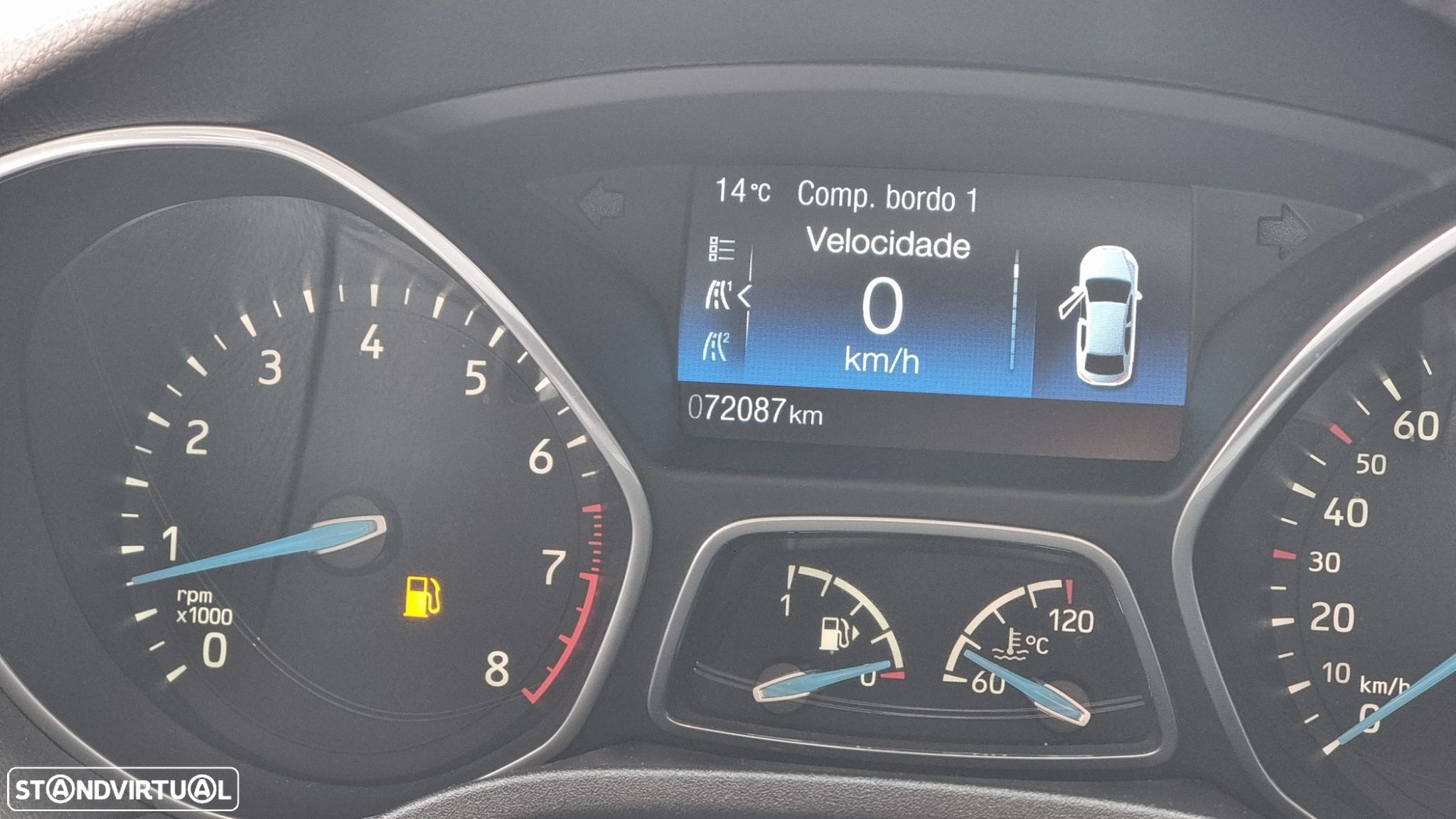 Ford Focus 1.0 EcoBoost Business - 23