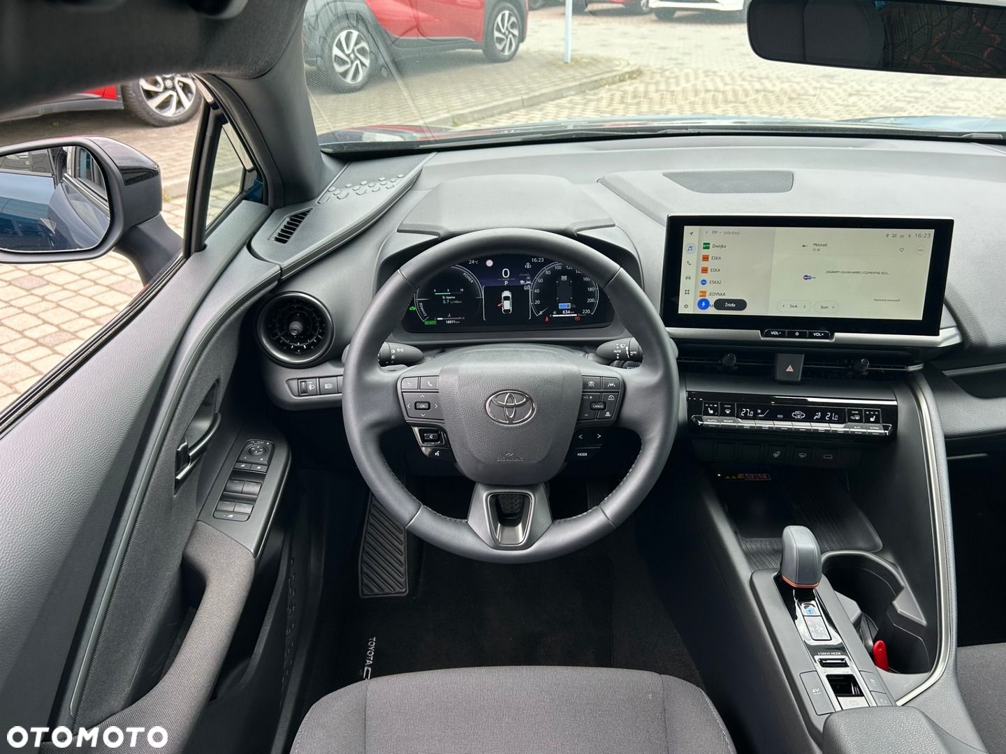 Toyota C-HR - 21
