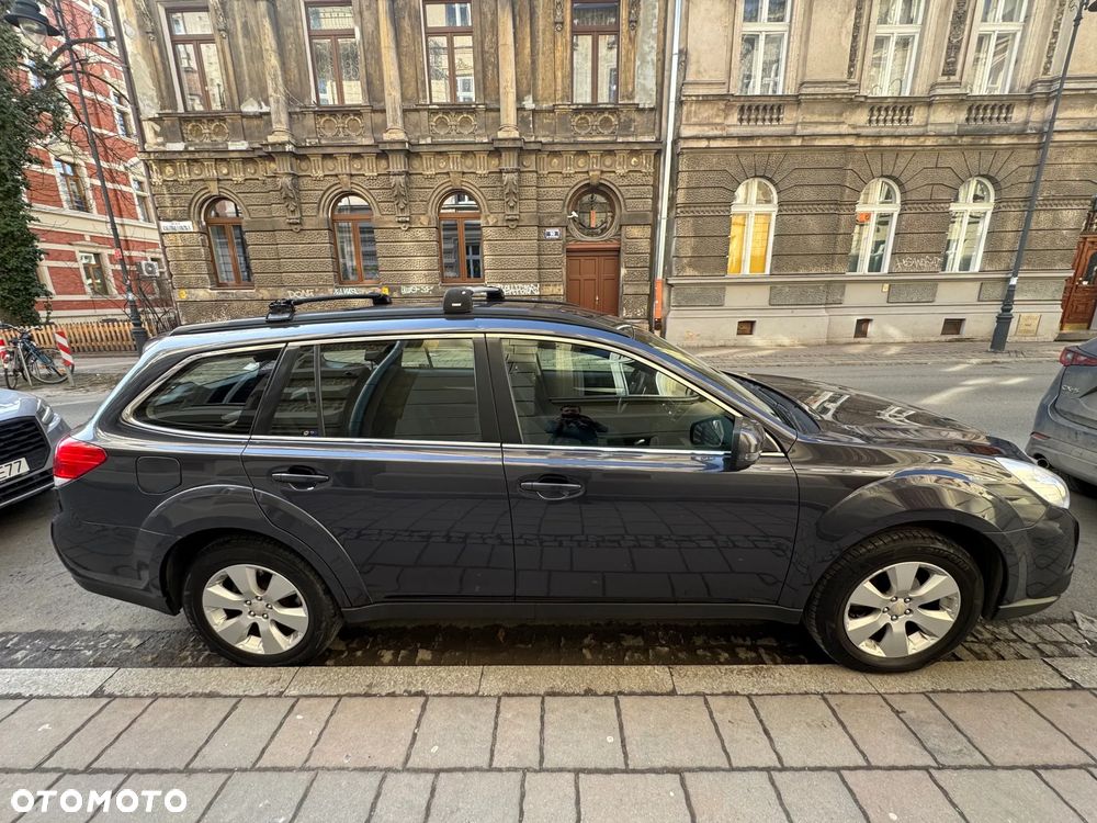 Subaru Outback 2.5i Active AT - 3