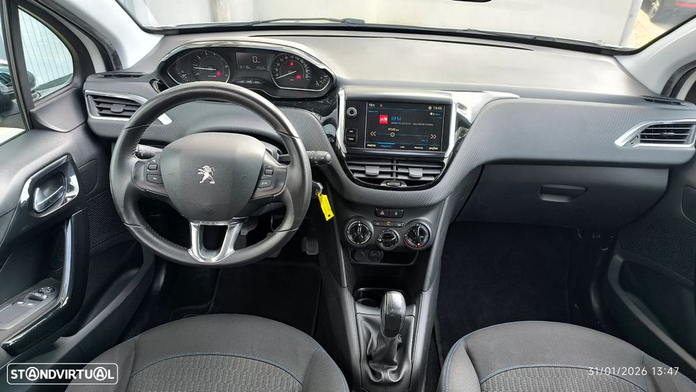 Peugeot 208 1.2 PureTech Style - 34