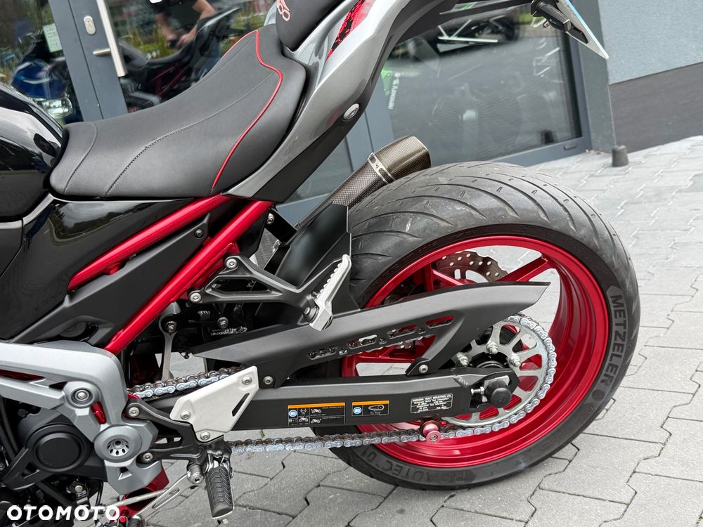 Kawasaki Z 900 - 29