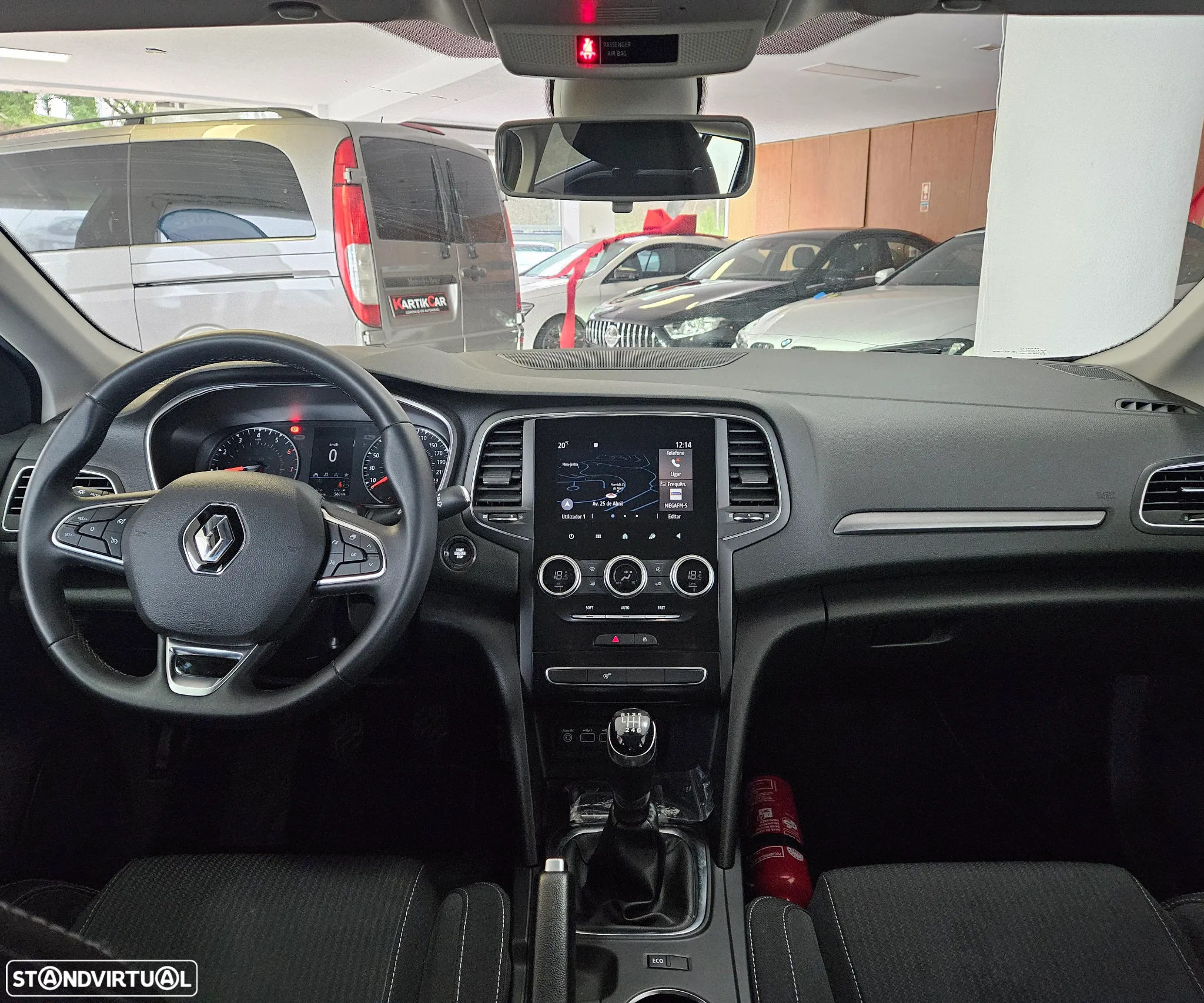 Renault Mégane Sport Tourer TCe 115 GPF ZEN - 45