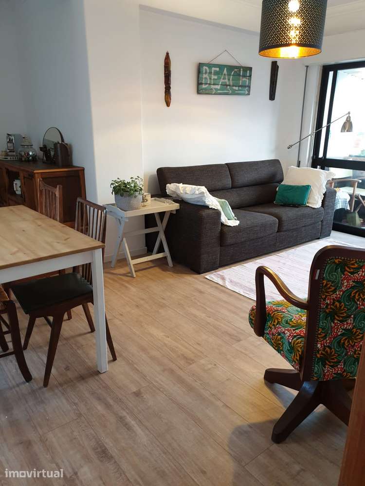 Quarto individual mobilado em Cascais - Grande imagem: 5/18