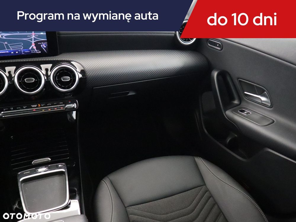 Mercedes-Benz CLA - 10