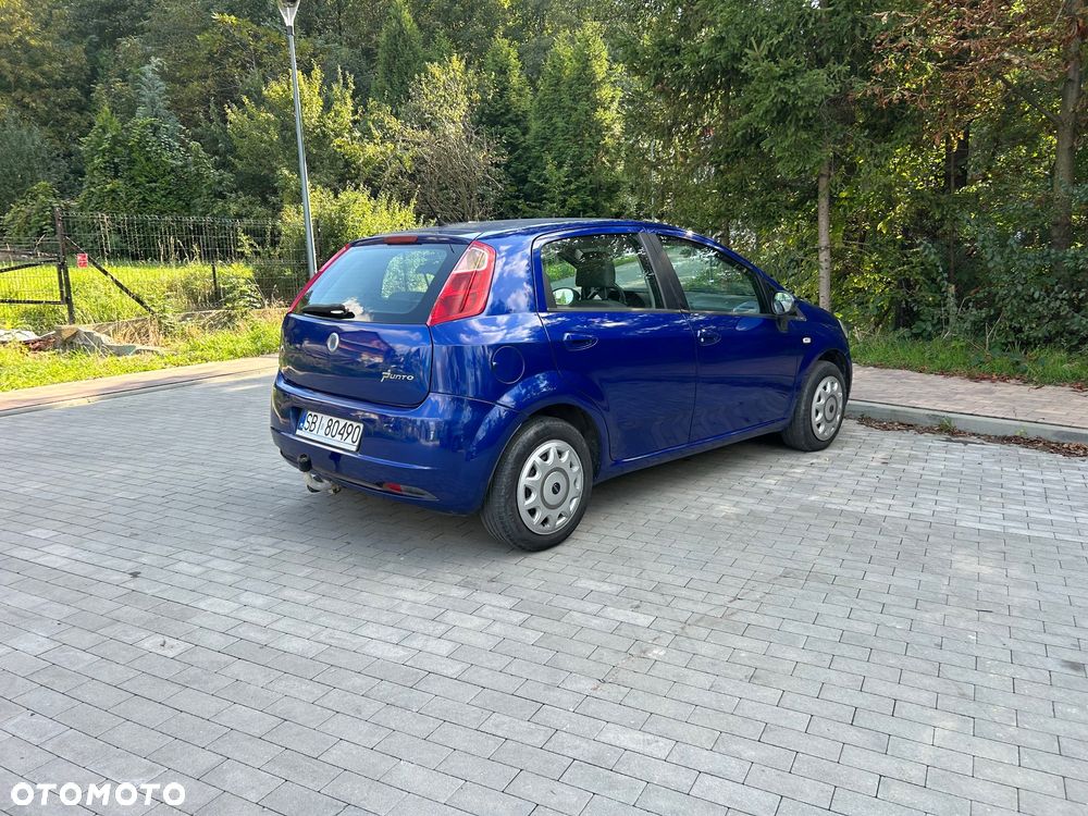 Fiat Grande Punto 1.4 8V Dynamic - 32