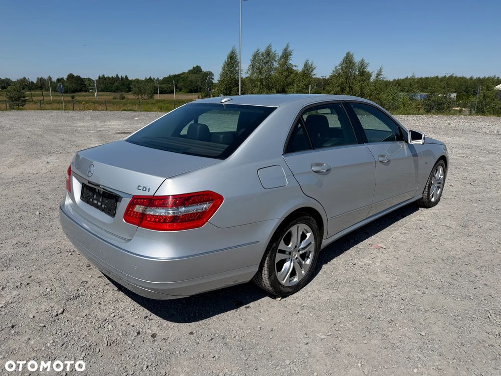 Mercedes-Benz Klasa E 200 CDI DPF BlueEFFICIENCY Automatik Avantgarde - 5