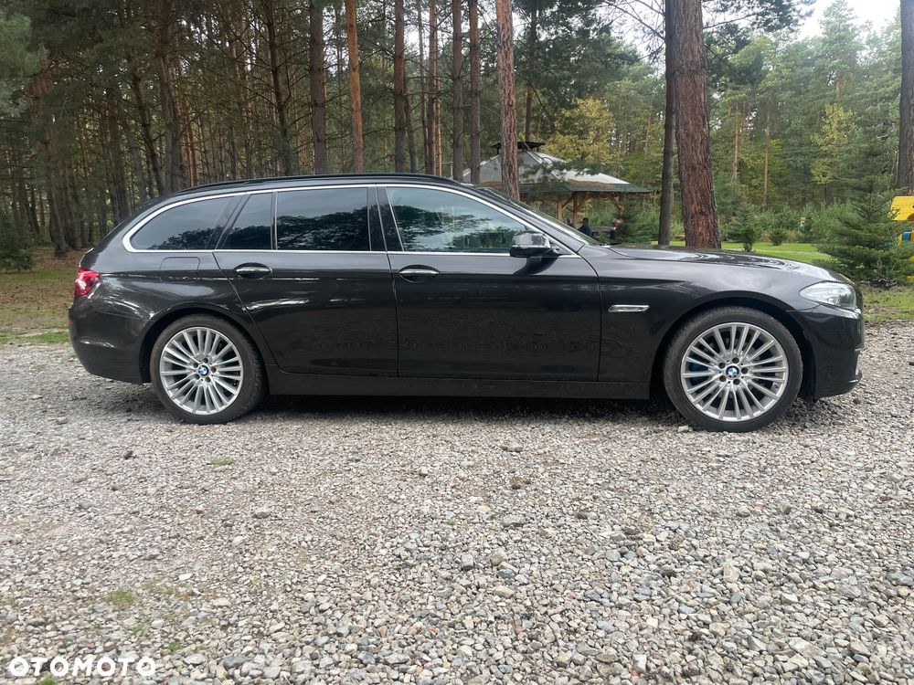BMW Seria 5 520d xDrive Luxury Line - 7