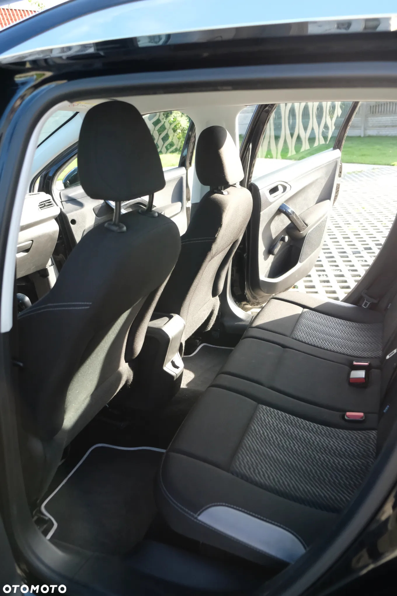 Peugeot 2008 1.6 BlueHDi Active - 7