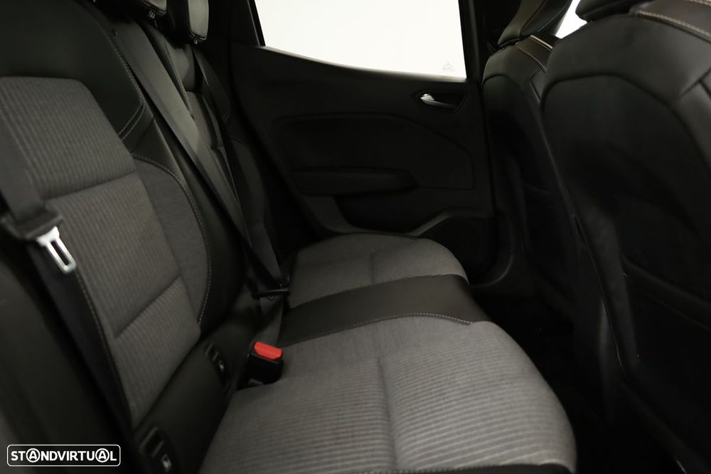 Renault Clio 1.0 TCe Techno Bi-Fuel - 23