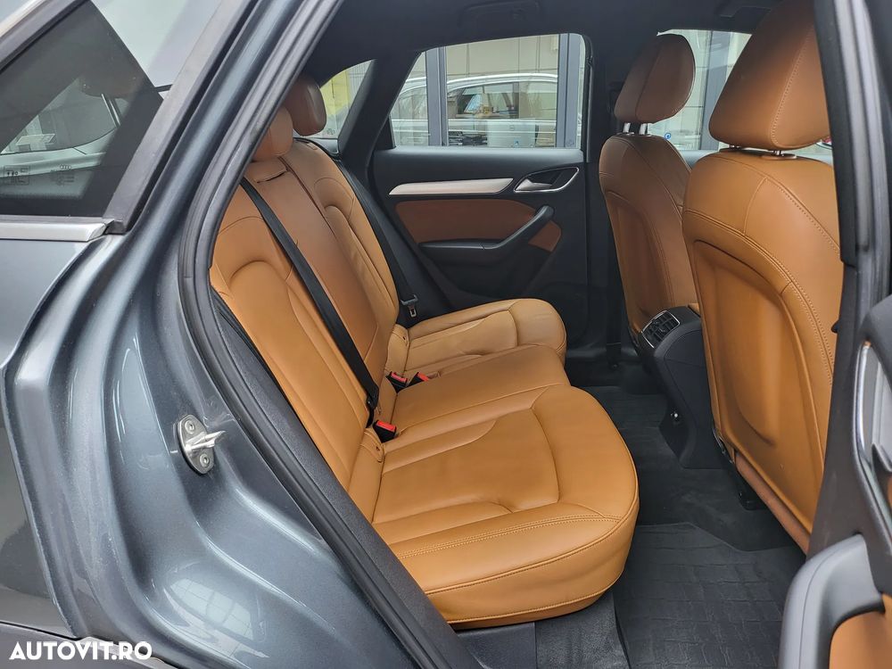 Audi Q3 2.0 TDI Quattro Stronic - 12