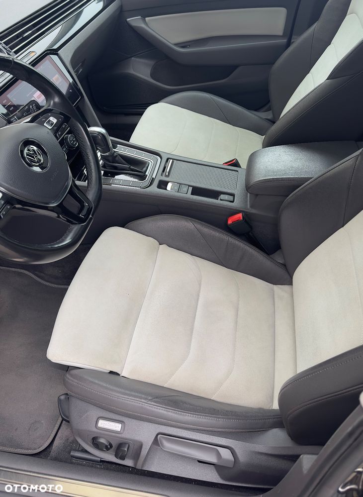 Volkswagen Arteon 2.0 TSI Elegance DSG - 25