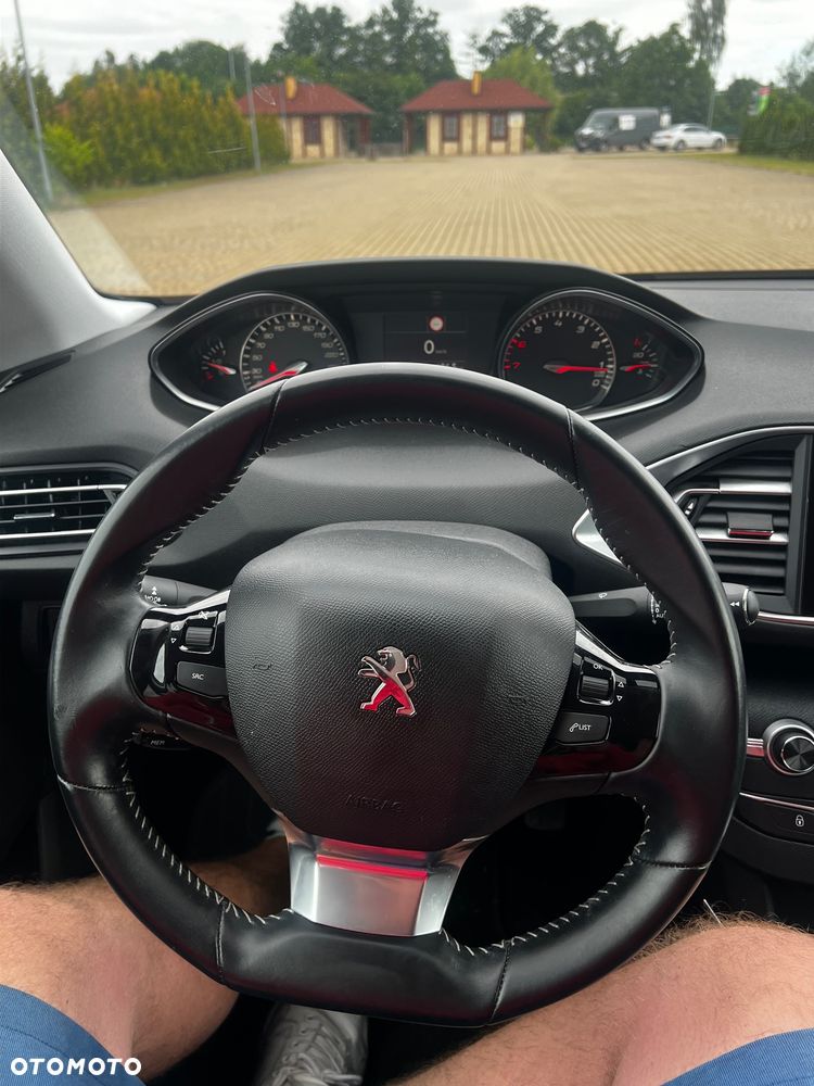 Peugeot 308 PureTech 130 Stop & Start Allure - 18