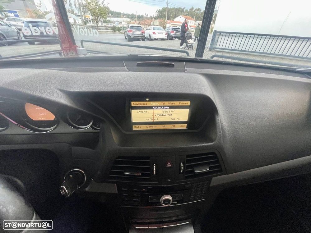 Mercedes-Benz E 250 CDI Avantgarde BlueEfficiency Auto. - 13