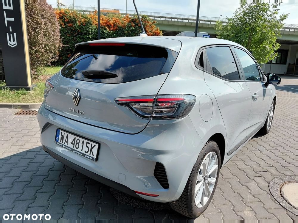 Renault Clio - 6