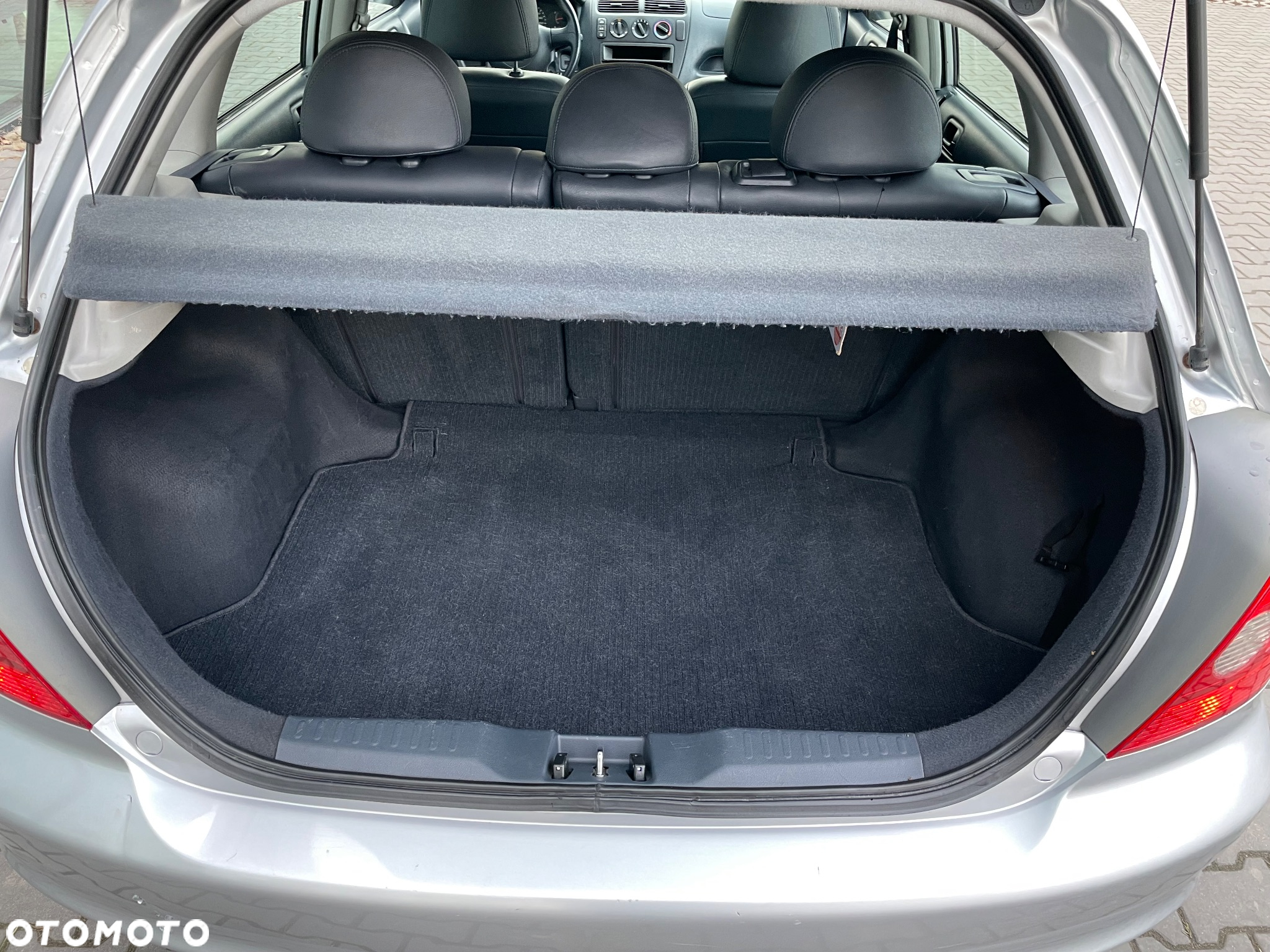 Honda Civic 1.6i SR - 25