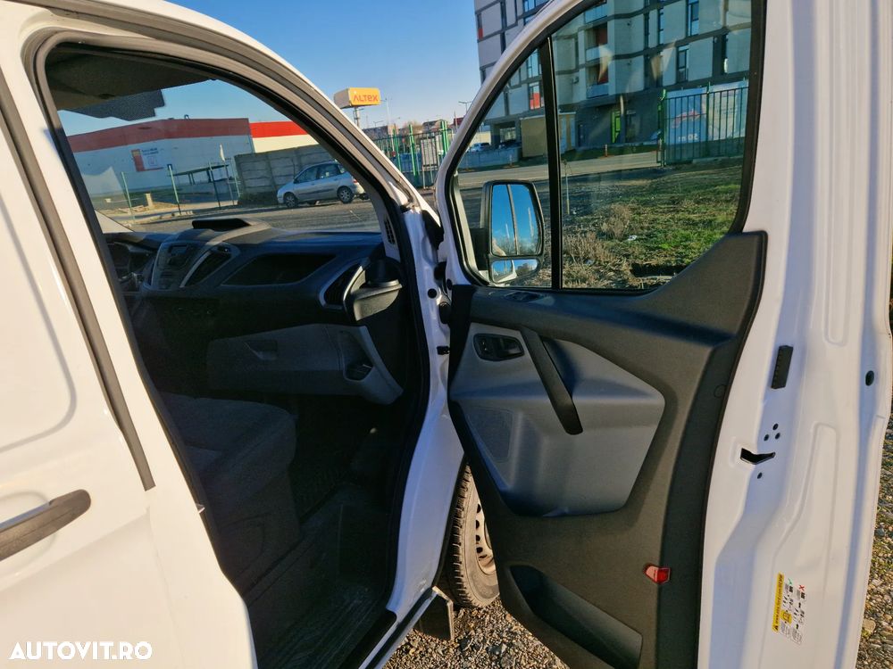 Ford Tranzit Custom - 9