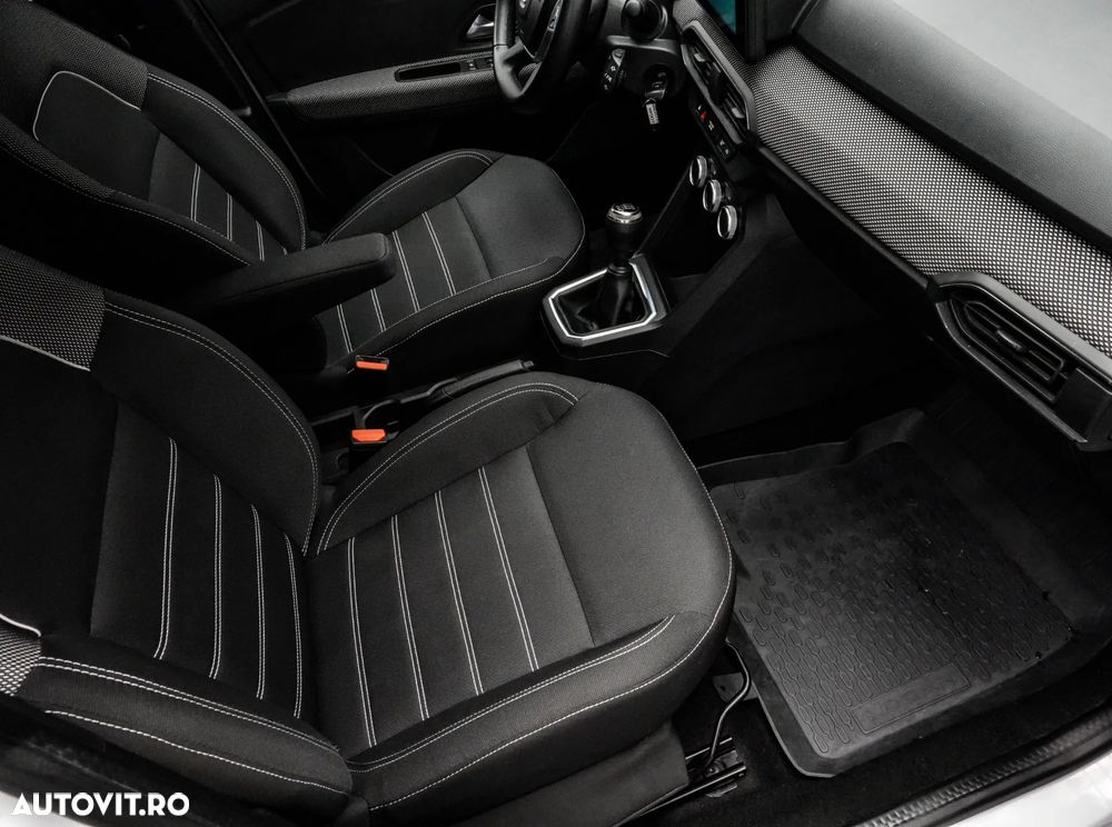 Dacia Logan TCe 90 MT6 Expression - 12