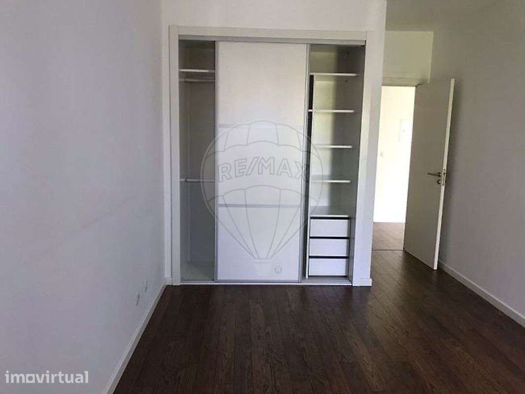 Apartamento T2 para arrendamento - Grande imagem: 4/17