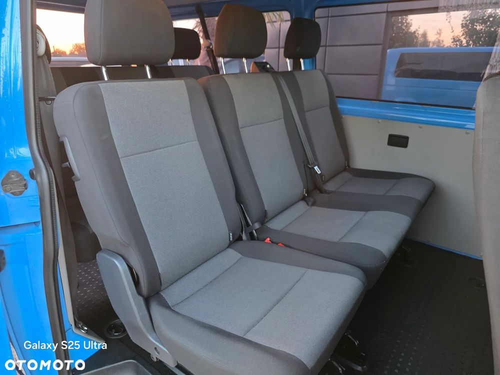Volkswagen Transporter - 32