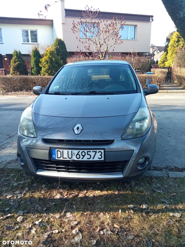 Renault Clio 1.2 16V Alize - 1