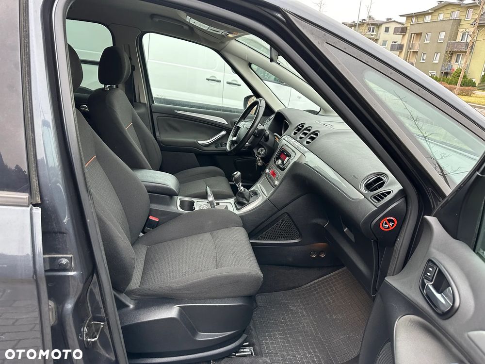 Ford S-Max 2.0 TDCi DPF Ambiente - 4