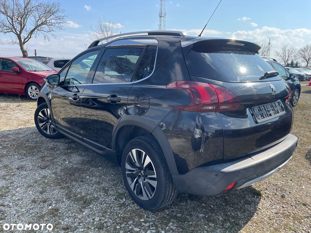 Peugeot 2008 1.6 BlueHDi Allure - 3