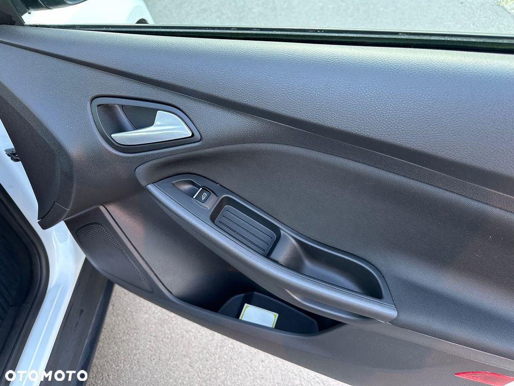 Ford Focus 1.5 TDCi ECOnetic 88g Start-Stopp-System Business - 24