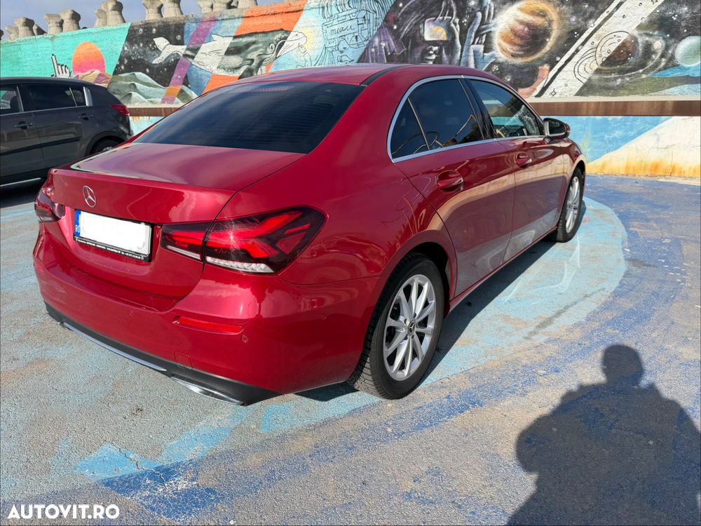 Mercedes-Benz A 180 d Sedan 8G-DCT - 3