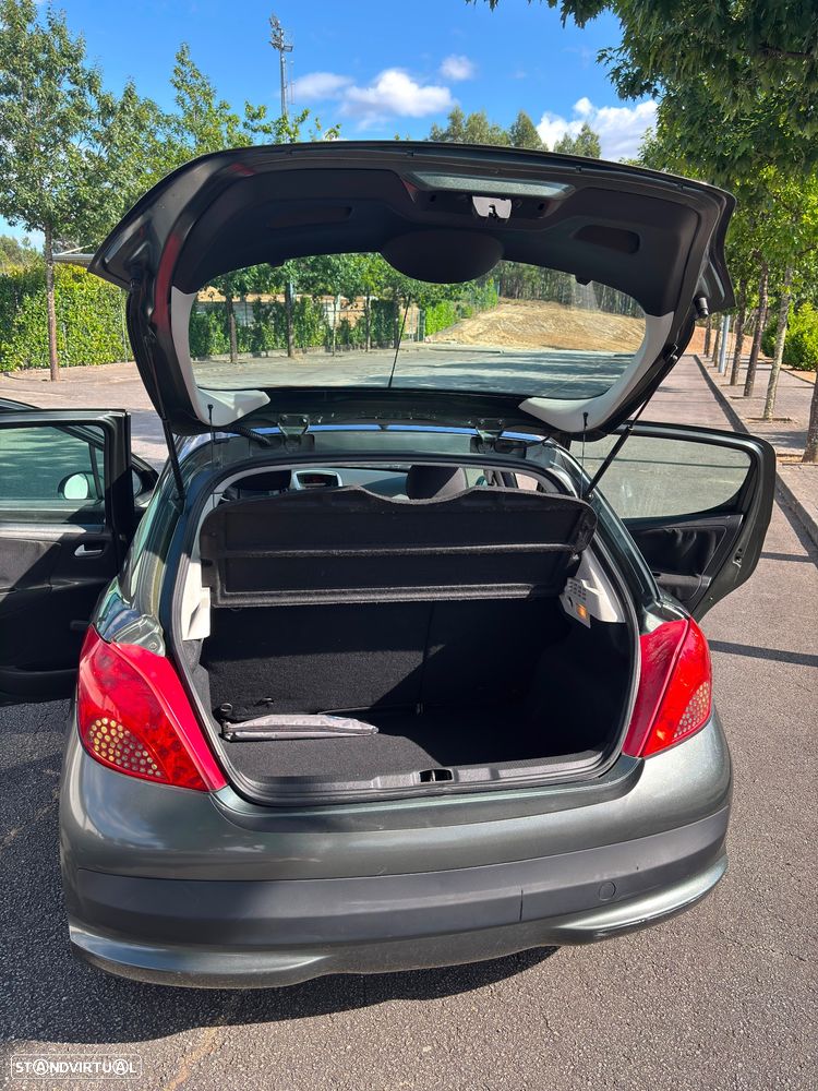 Peugeot 207 1.4 HDi Sport - 4