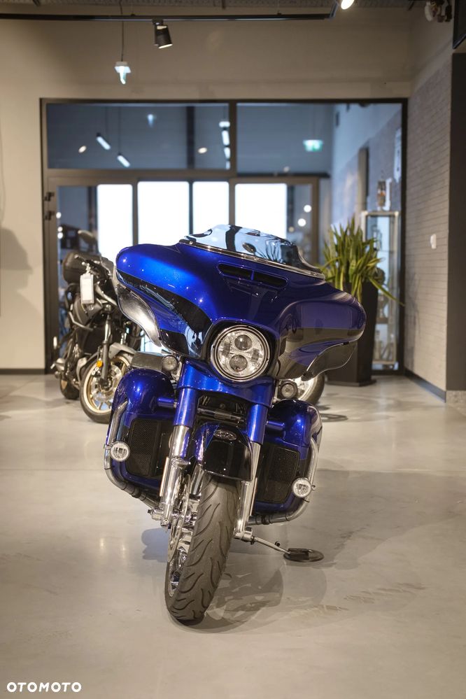 Harley-Davidson Touring Road Glide - 6