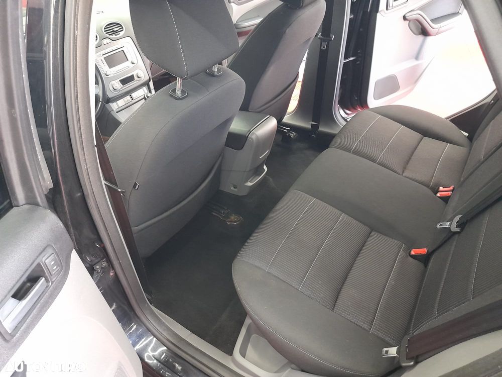 Ford Focus - 3
