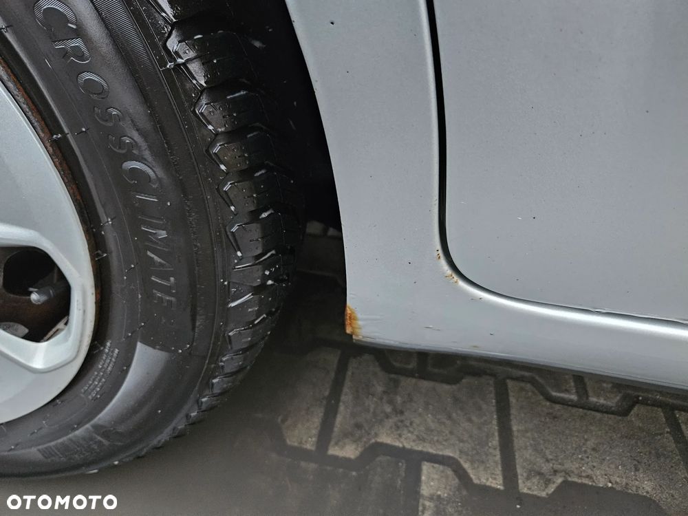 Ford Focus 1.6 Ambiente EU5 - 14