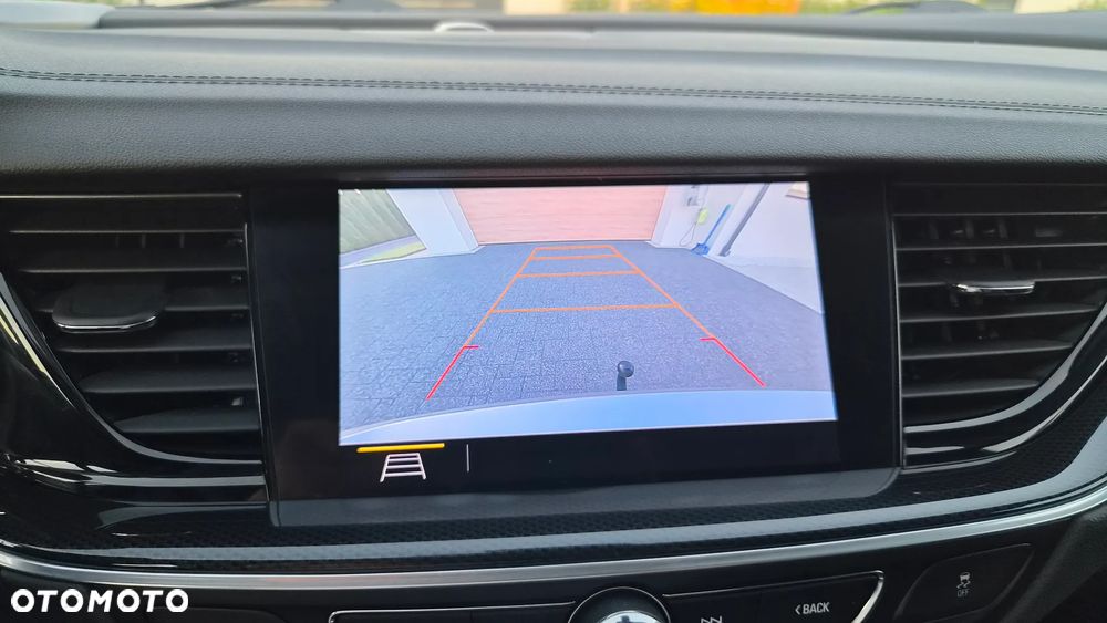 Opel Insignia 2.0 CDTI Elegance S&S - 9