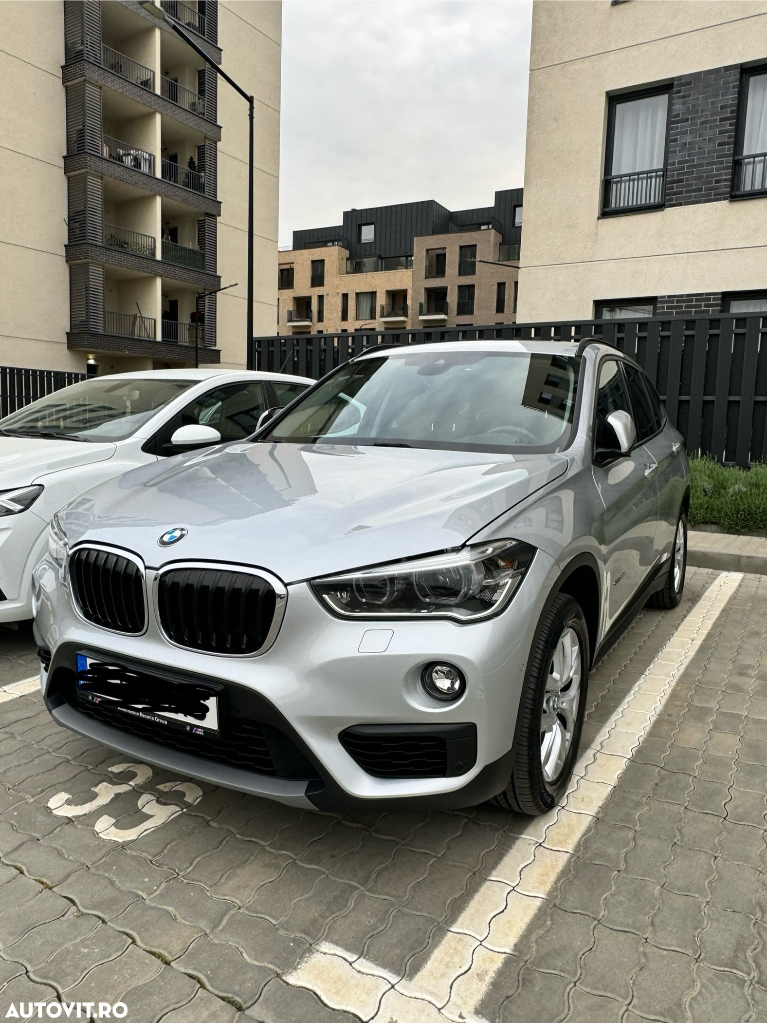BMW X1 sDrive20d AT - 4