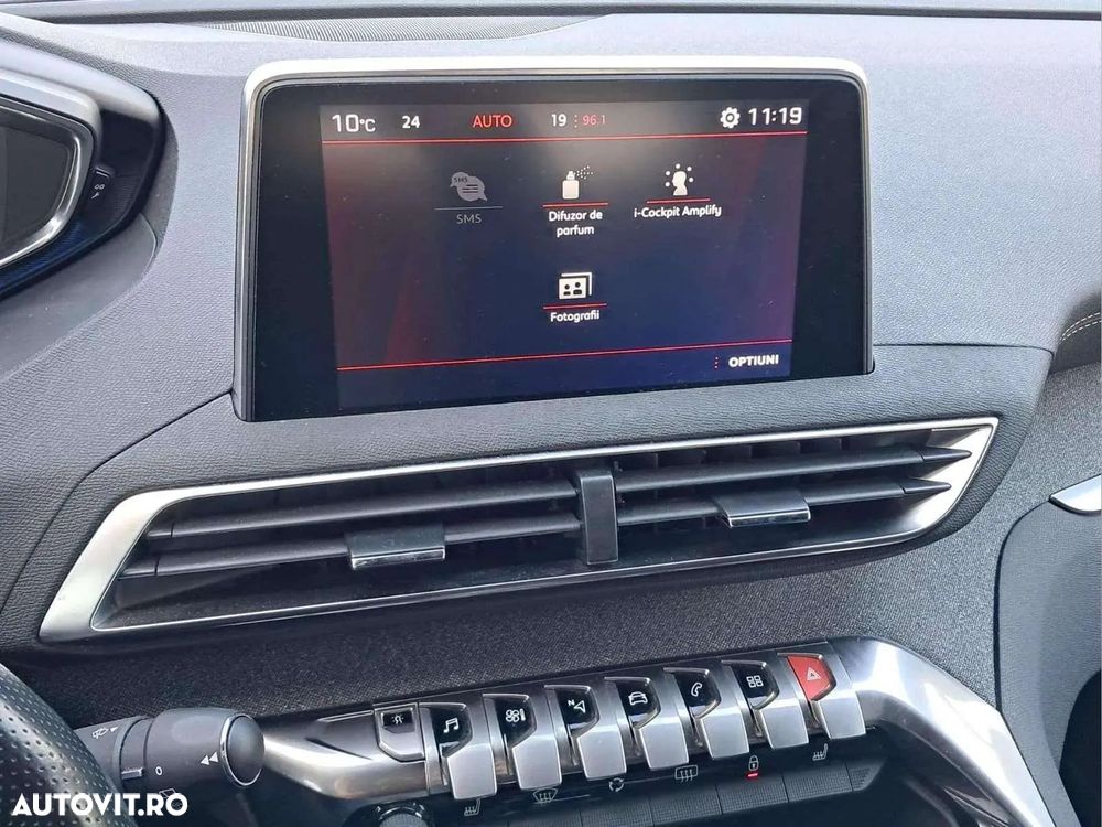 Peugeot 3008 1.5 BlueHDI S&S EAT8 GT-Line - 16