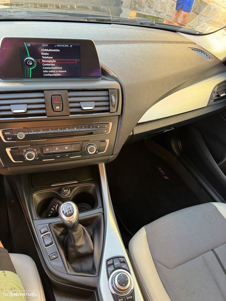 BMW 116 d EDynamics Line Urban - 13