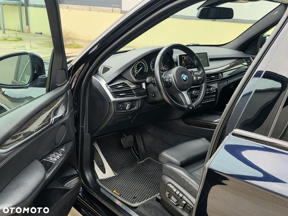 BMW X5 xDrive50i - 16