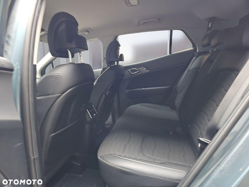 Kia Sportage 1.6 T-GDI HEV Business Line 4WD - 10